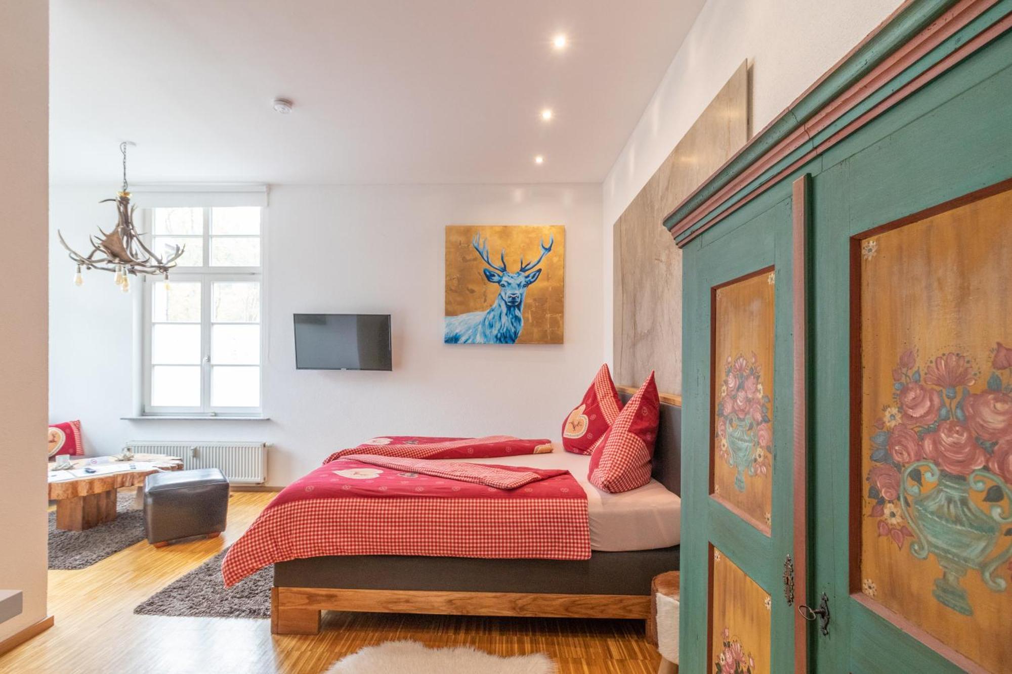 Schwarzwaldzimmer & Schwarzwald Design Apartment รอทท์ไวล์ ภายนอก รูปภาพ